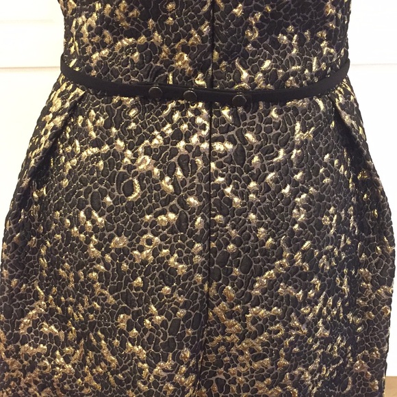 Beautiful Brocade Rengin Dress - Picture 7 of 8